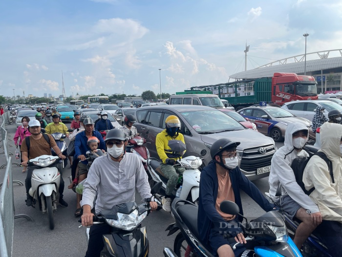 Phe vé Blackpink đứng ngồi không yên trước giờ G: &quot;Nếu bán không hết chia nhau vào xem chứ quyết không bán rẻ hơn&quot; - Ảnh 8.