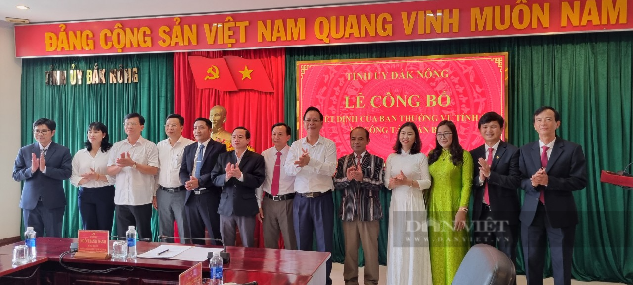 Đắk Nông điều động, luân chuyển nhiều cán bộ chủ chốt - Ảnh 2.