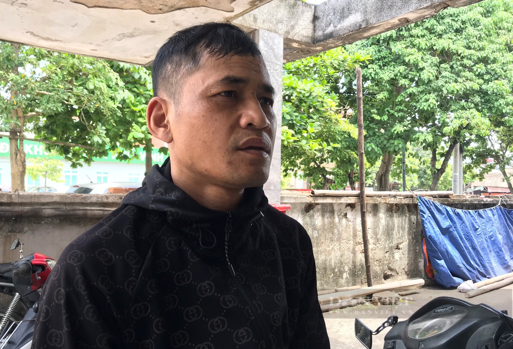 Những phận đời nghiệt ngã quay cuồng trong nắng nóng đỉnh điểm ở xóm chạy thận giữa chảo lửa thành Vinh - Ảnh 3.