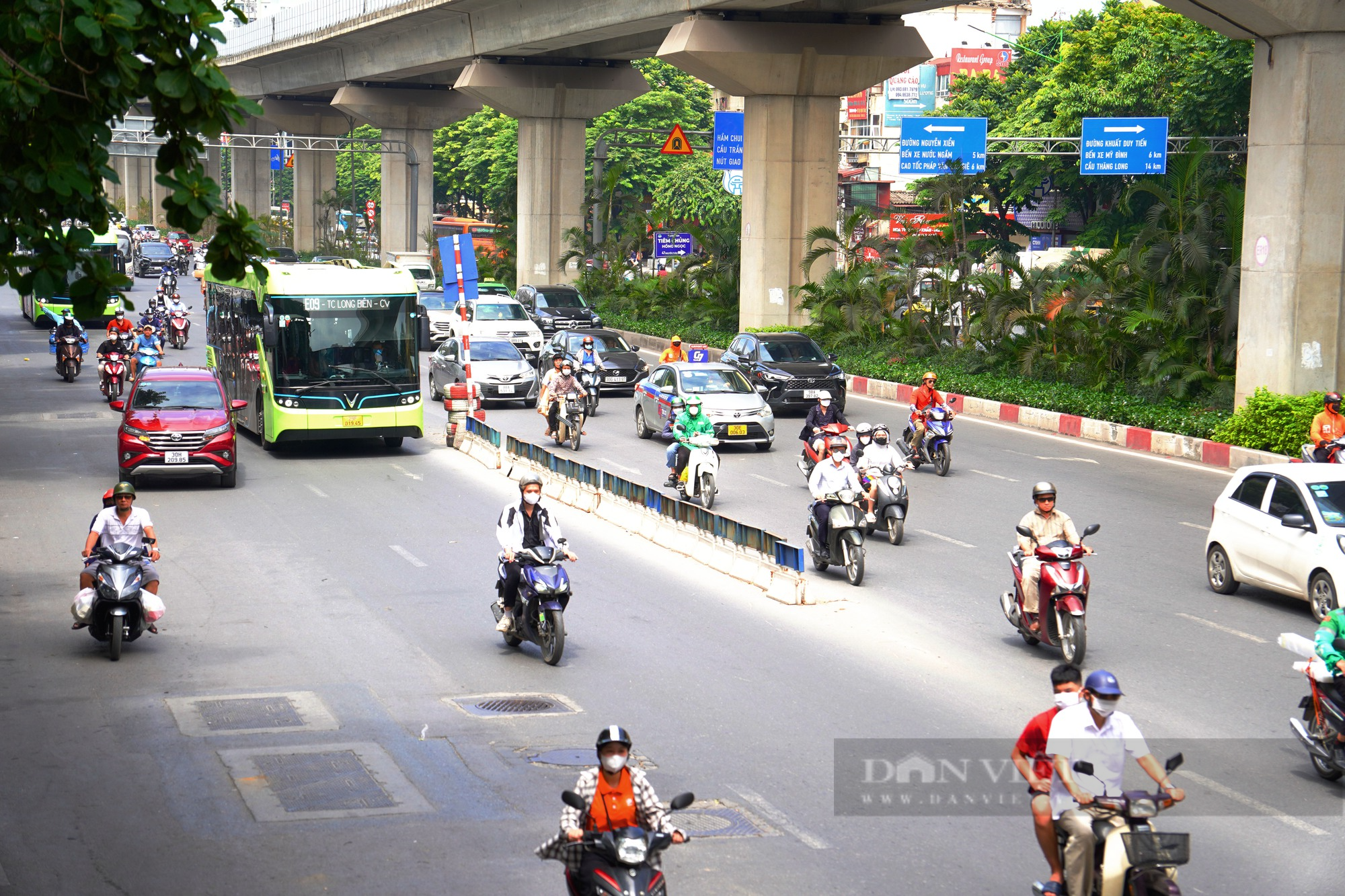 Lộn xộn phân làn đường Nguyễn Trãi: Có cũng như không - Ảnh 7.