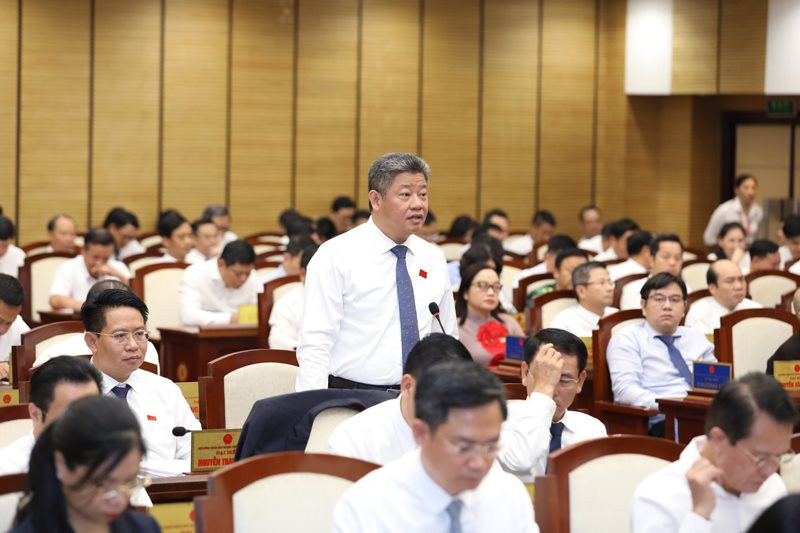 Hà Nội &quot;cứ mưa là ngập&quot;, Phó Chủ tịch UBND thành phố nói gì? - Ảnh 4.