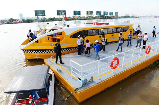 TP.HCM tìm hướng phát triển du lịch đường thủy  - Ảnh 1.