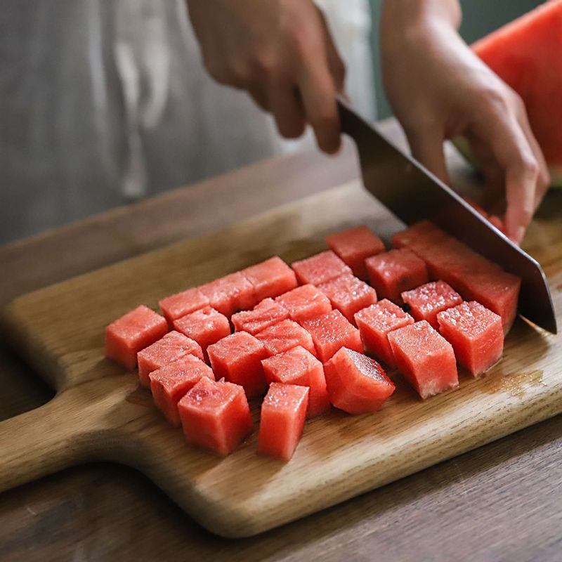 Salad kiểu Địa Trung Hải giải nhiệt ngày hè - Ảnh 2.
