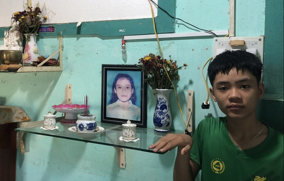 Tấm lòng của những người “Mẹ đỡ đầu”ở Công an tỉnh Ninh Thuận nhận trẻ mồ côi làm con - Ảnh 4.