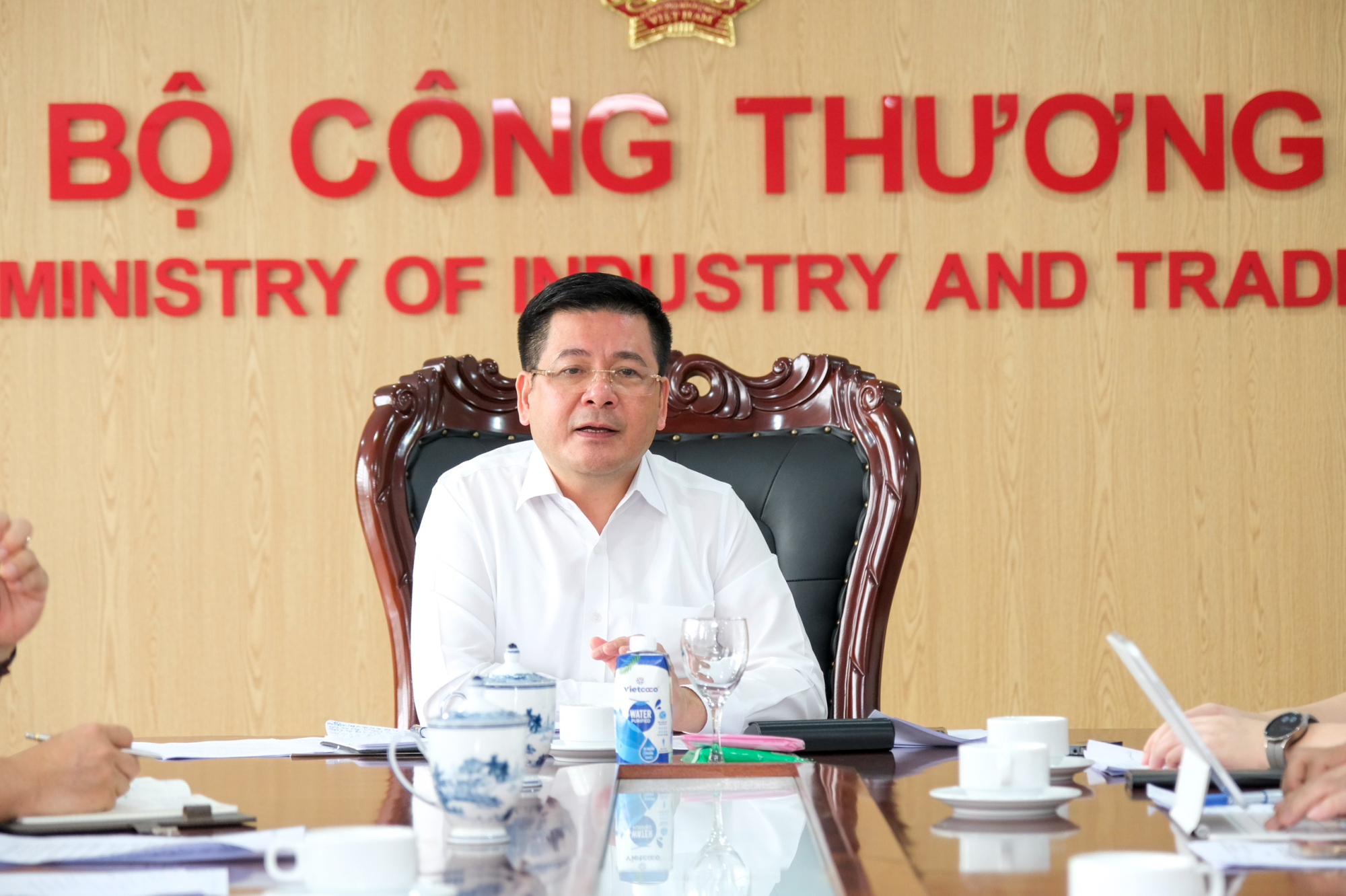  Cán cân thương mại đạt mức xuất siêu kỷ lục - Ảnh 2.