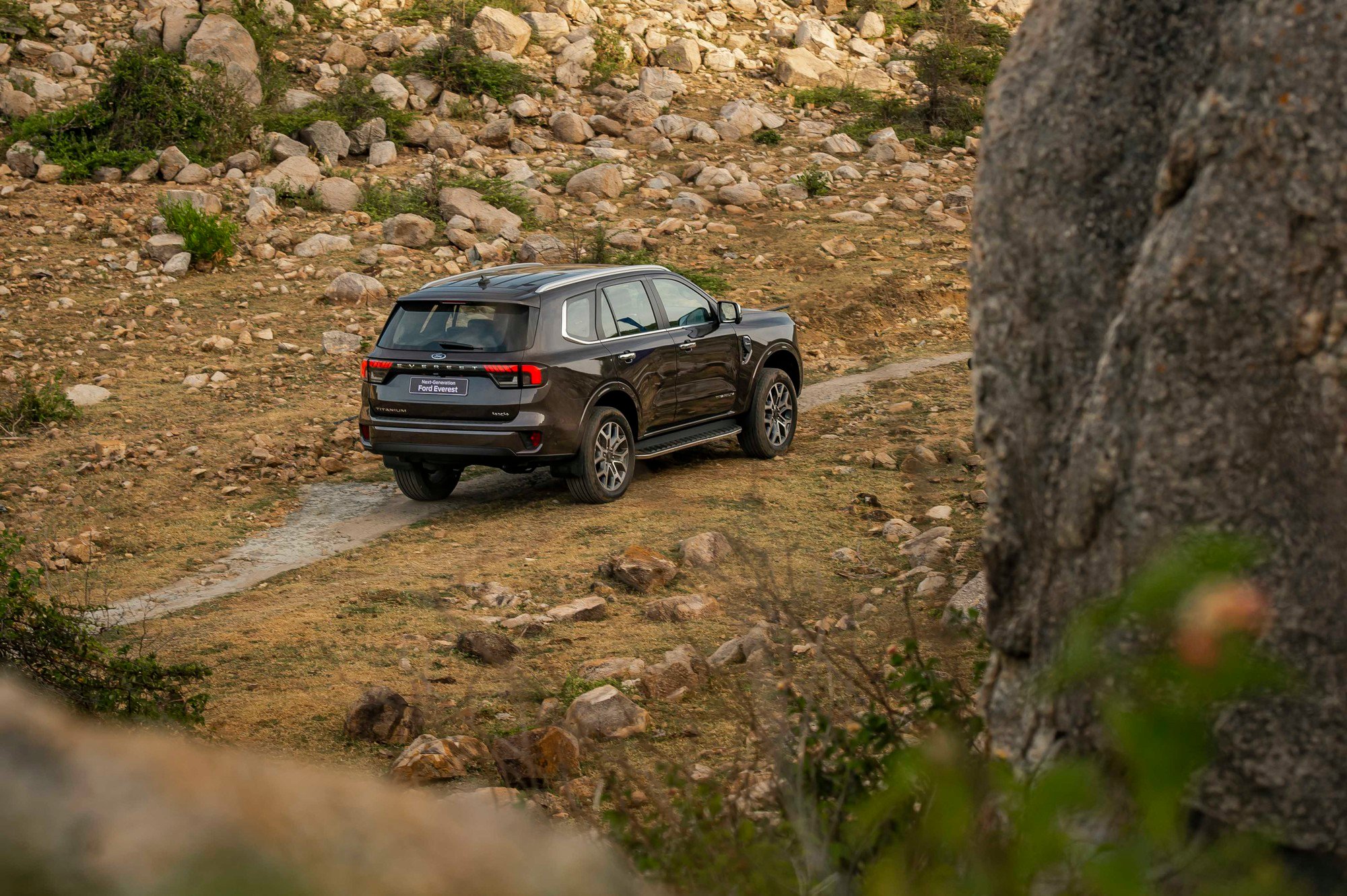 All New Ford Everest - Chiếc xe thiết kế khi động học thông minh nhất từ trước đến nay - Ảnh 2.