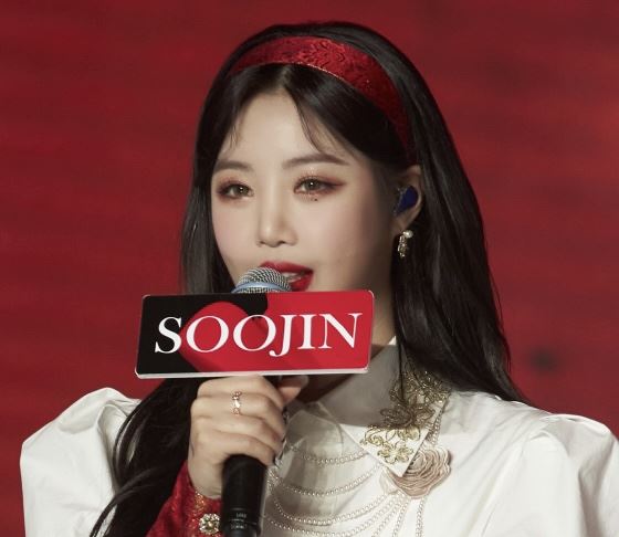 Con đường nào cho ngôi sao &quot;nhúng chàm&quot; quay trở lại showbiz? - Ảnh 3.