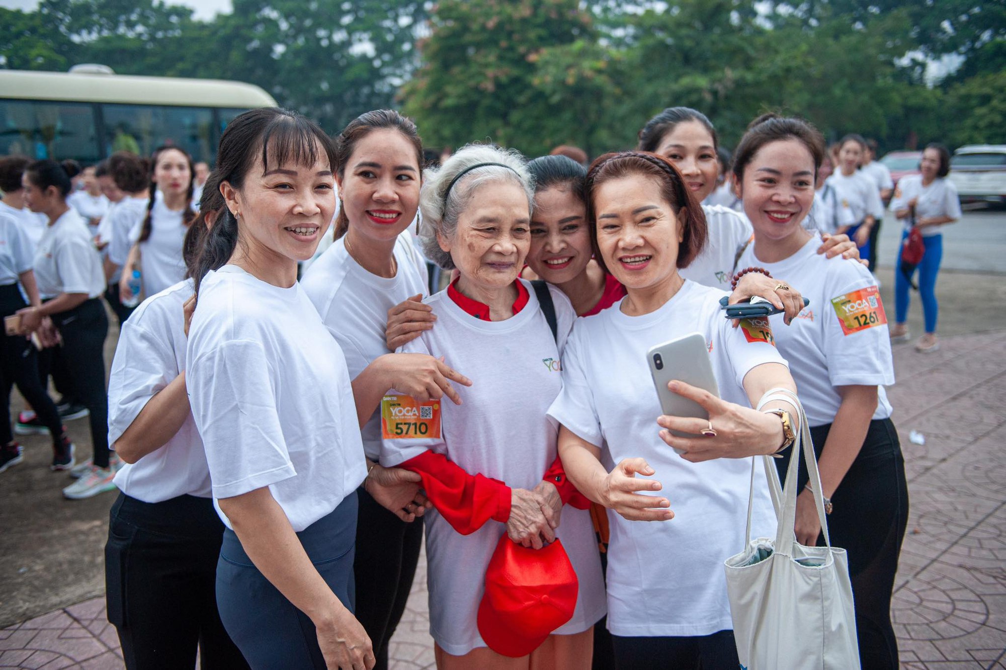 Chưa từng có trong lịch sử: 5.000 người đồng diễn yoga, xếp hình lá cờ Tổ quốc xác lập kỷ lục - Ảnh 7.
