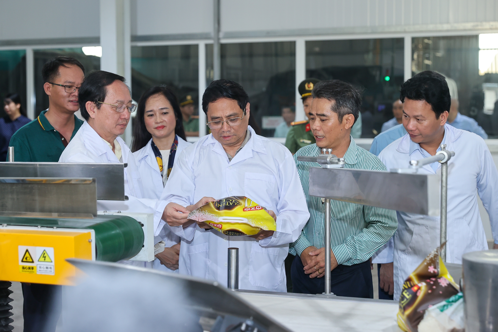Thủ tướng Phạm Minh Chính: Phải tiếp tục đổi mới tư duy về sản xuất nông nghiệp - Ảnh 4. Thủ tướng Phạm Minh Chính: Phải tiếp tục đổi mới tư duy về sản xuất nông nghiệp - Ảnh 4.