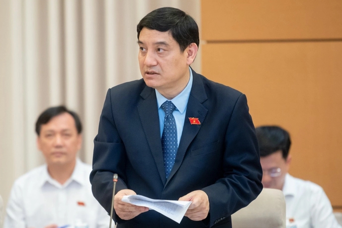 16.000 giáo viên bỏ nghề, Bộ trưởng đề nghị cơ chế để người dạy đủ sống - Ảnh 1.
