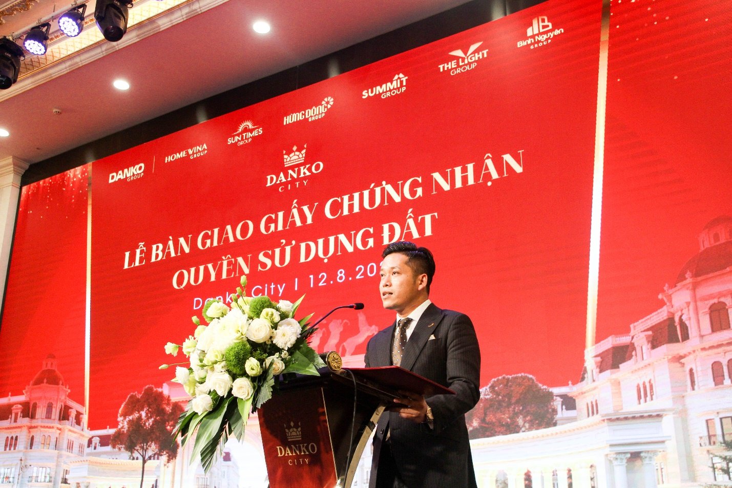 Danko Group bàn giao Giấy chứng nhận quyền sử dụng đất cho cư dân - Ảnh 3.
