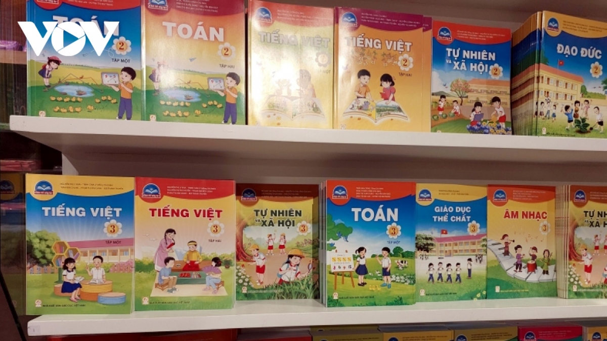 Vì sao chiết khấu sách giáo khoa quá cao? - Ảnh 1.