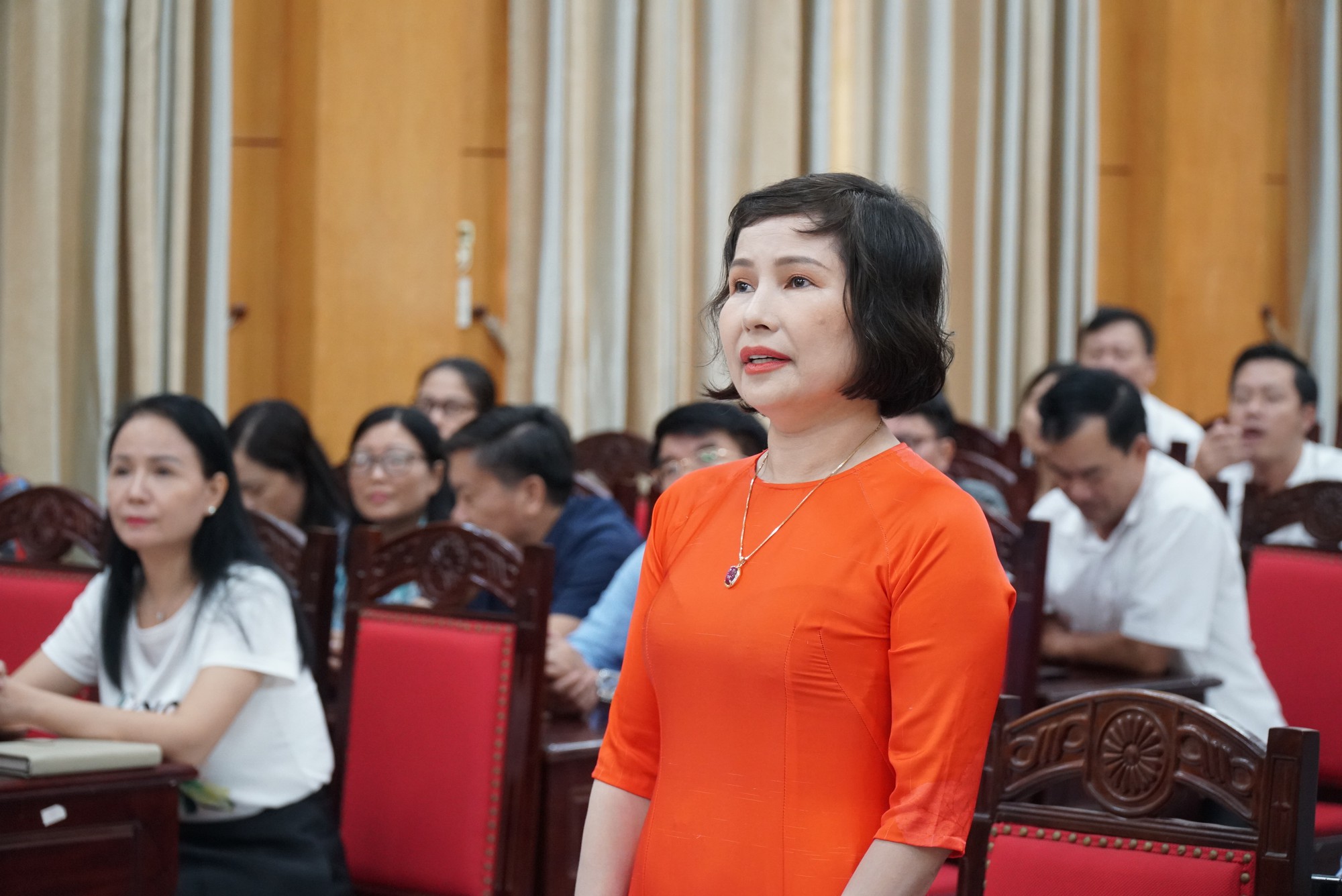 Tiết lộ về kỳ thi tốt nghiệp THPT năm 2025: Sẽ điều chỉnh không gây sốc, bất ngờ - Ảnh 1.