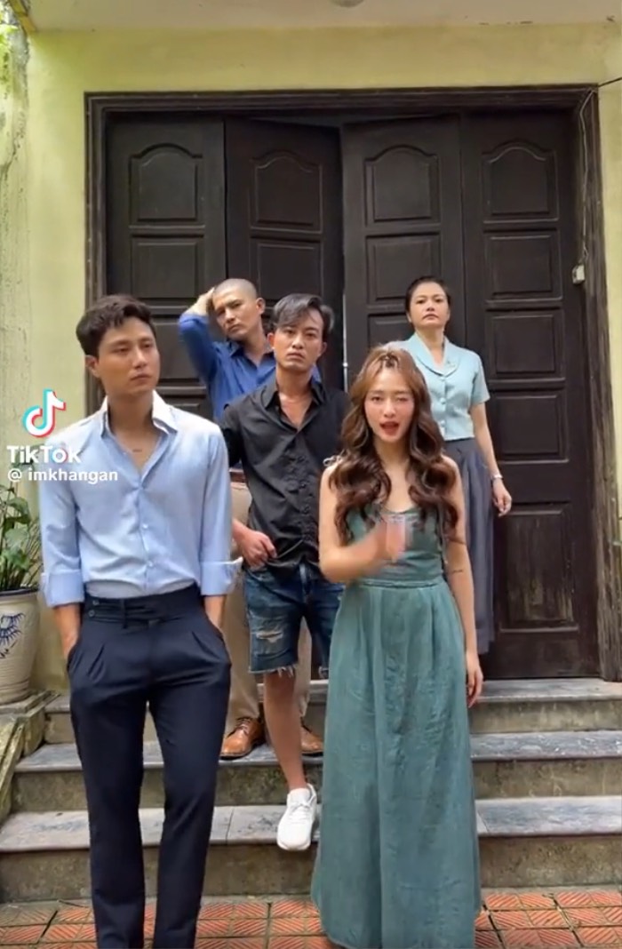 Ê-kíp &quot;Gia đình mình vui bất thình lình&quot; lộ kết phim Phương trở về bên Công - Ảnh 2.