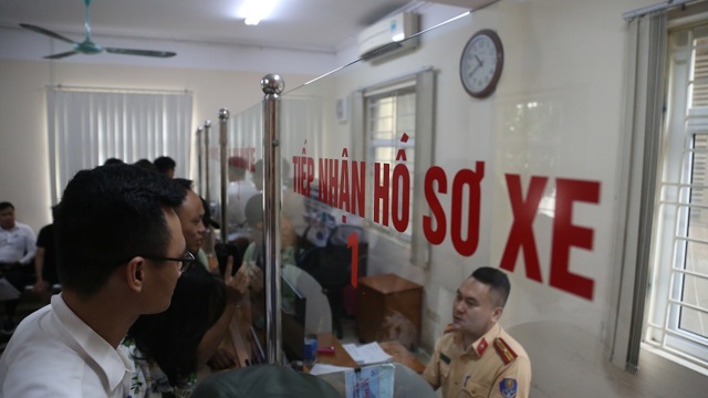 Nhiều người dân phấn khởi được giữ lại biển đẹp khi bán xe - Ảnh 2. Nhiều người dân phấn khởi được giữ lại biển đẹp khi bán xe - Ảnh 2.