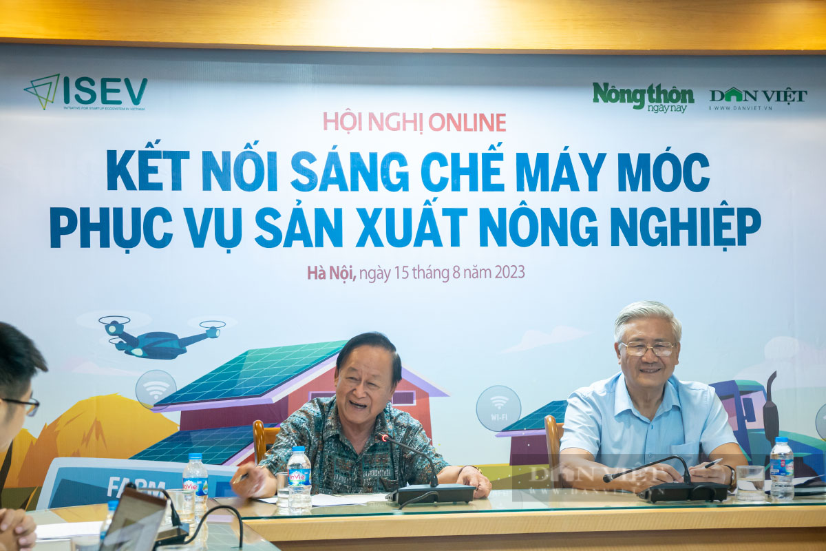 Nông nghiệp luôn là bệ đỡ của nền kinh tế, nhưng máy móc sản xuất vẫn chủ yếu do nông dân sáng chế - Ảnh 2.