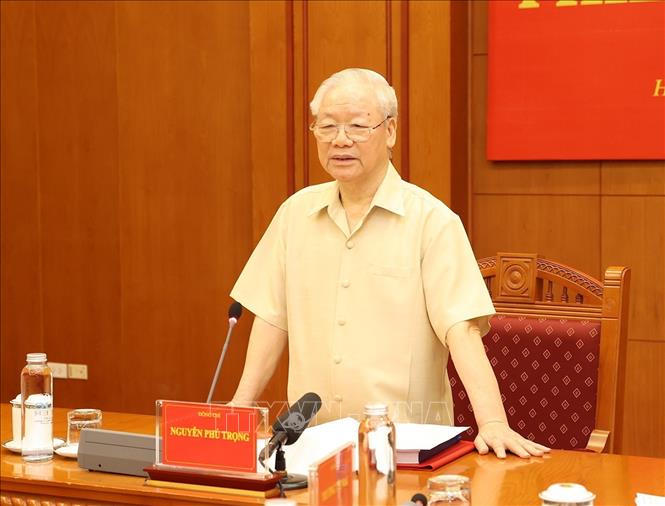 Đã kỷ luật 17 Ủy viên, nguyên Ủy viên Trung ương, 23 sĩ quan cấp tướng - Ảnh 1.