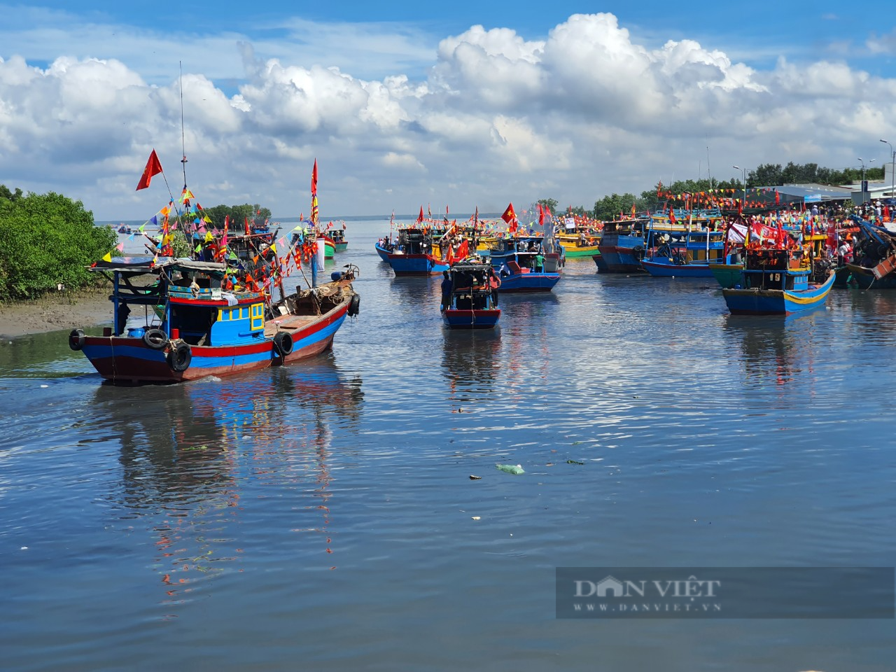 Nơi có bộ xương cá voi dài 12m và lễ hội Nghinh Ông tồn tại hơn trăm năm qua ở TP.HCM - Ảnh 8.