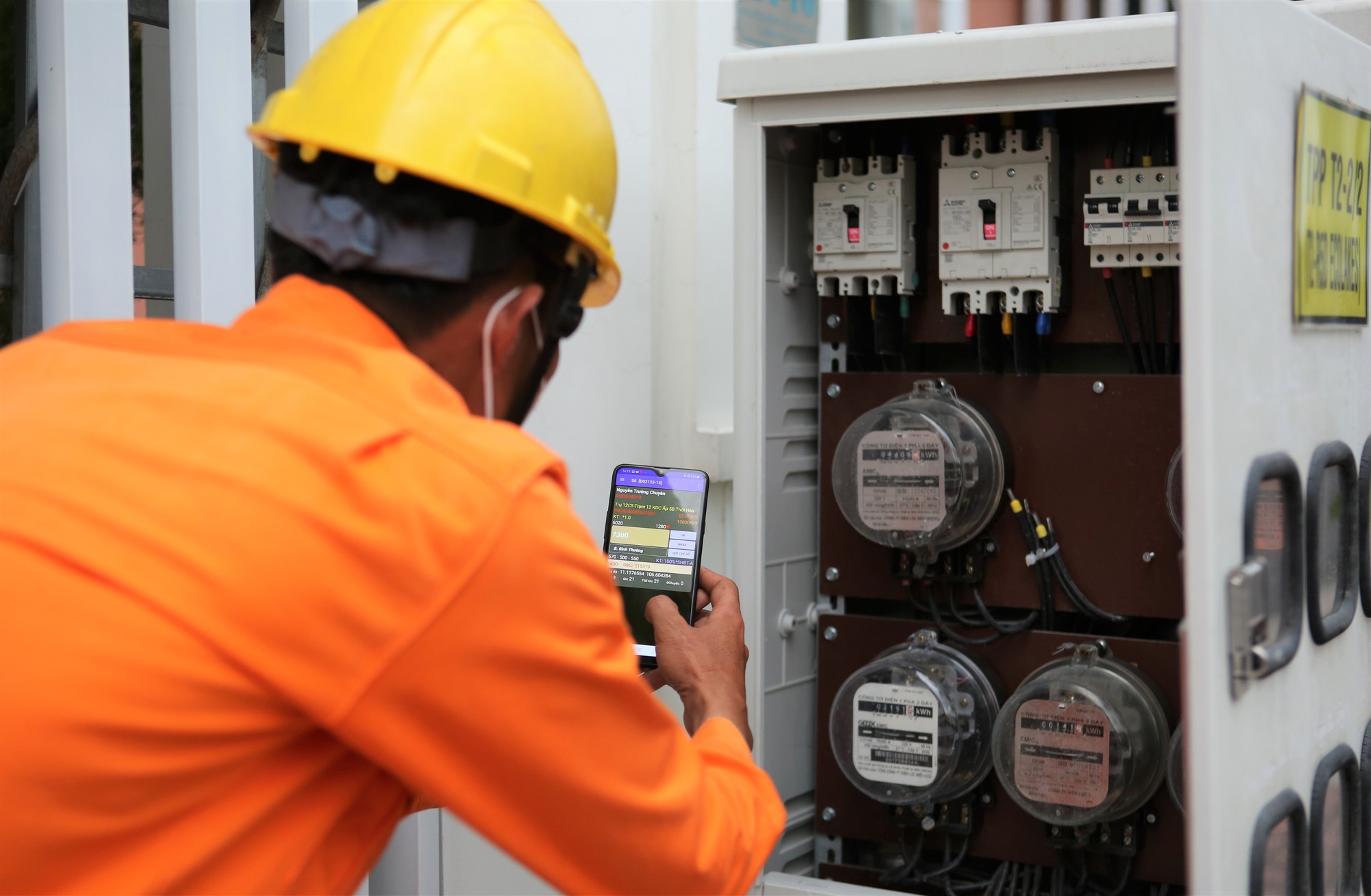 Chuyển đổi số tại EVNSPC: Tăng hiệu quả kinh doanh và chất lượng dịch vụ khách hàng sử dụng điện - Ảnh 2.