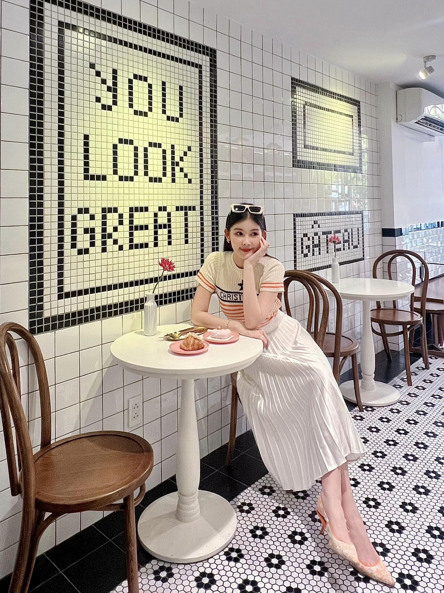 Hoa hậu Ngân Anh: &quot;Giá trị của Hoa hậu còn nằm ở đạo đức, phẩm chất...&quot; - Ảnh 3.
