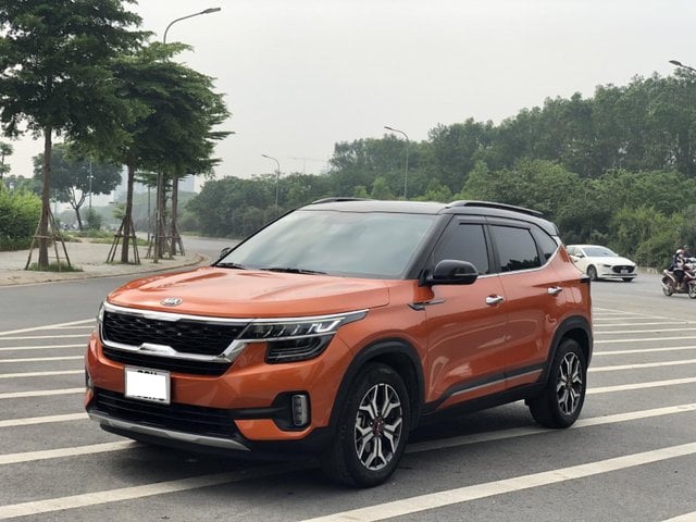 Khó tin khấu hao Toyota Corolla Cross và KIA Seltos sau 3 năm lăn bánh tại Việt Nam - Ảnh 4. Khó tin khấu hao Toyota Corolla Cross và KIA Seltos sau 3 năm lăn bánh tại Việt Nam - Ảnh 4.