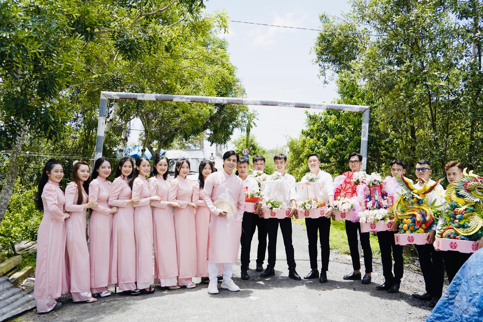 Hồ Quang Hiếu chính thức làm đám hỏi với Tuệ Như sau gần 1 năm sống chung - Ảnh 11.