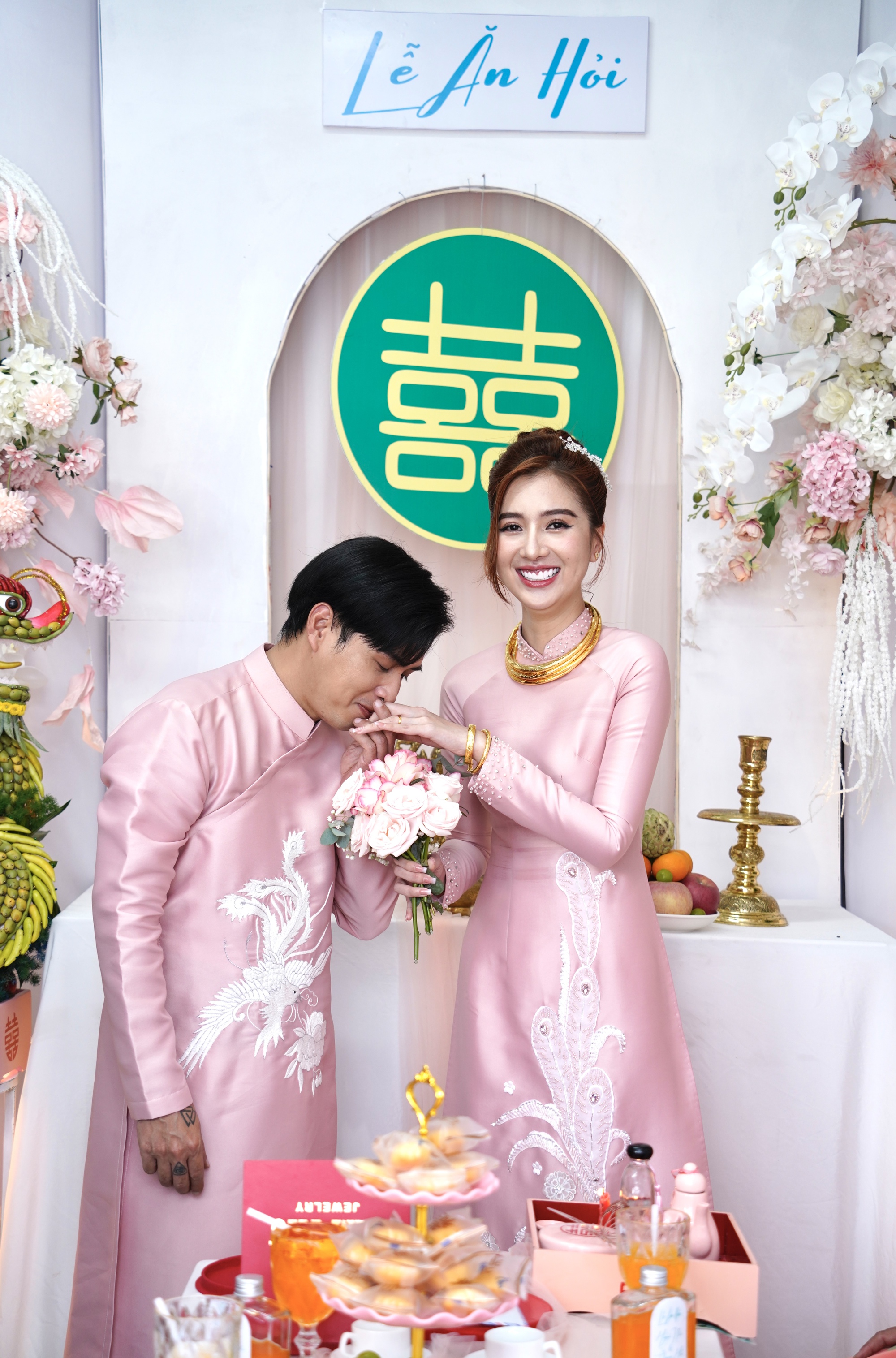 Hồ Quang Hiếu chính thức làm đám hỏi với Tuệ Như sau gần 1 năm sống chung - Ảnh 6.