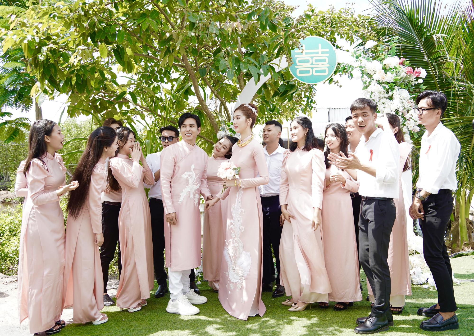 Hồ Quang Hiếu chính thức làm đám hỏi với Tuệ Như sau gần 1 năm sống chung - Ảnh 12.