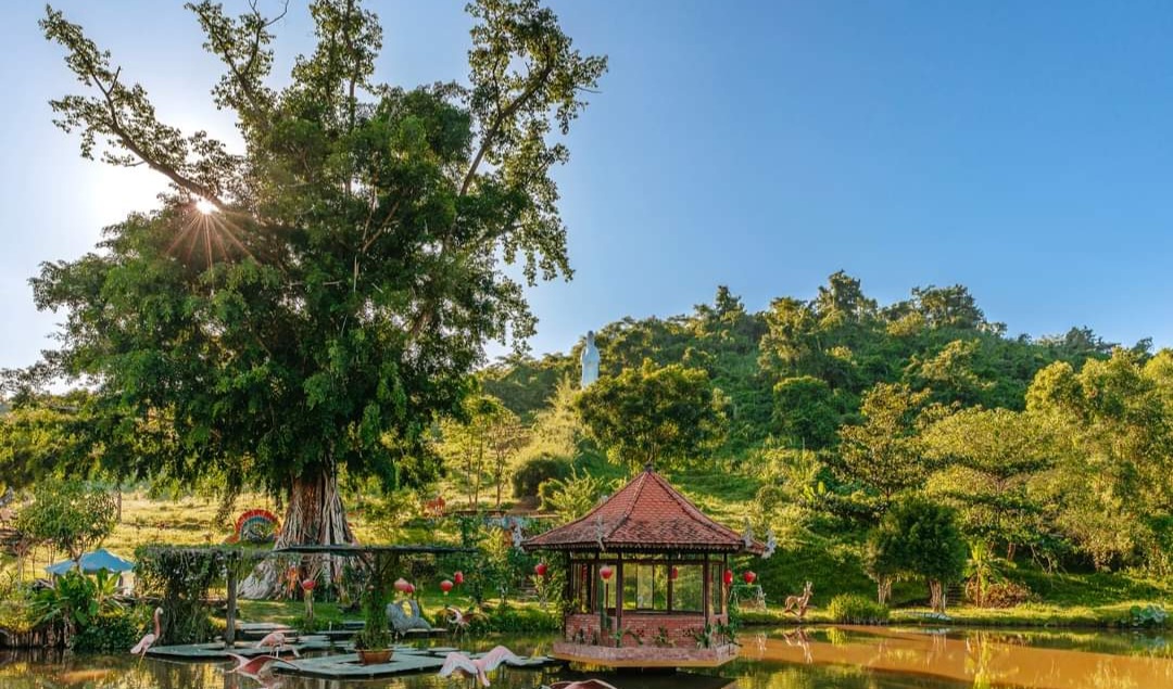 Cận cảnh cụ mộc thần sum suê hàng trăm năm tuổi ở huyện miền núi tỉnh Khánh Hòa - Ảnh 8.