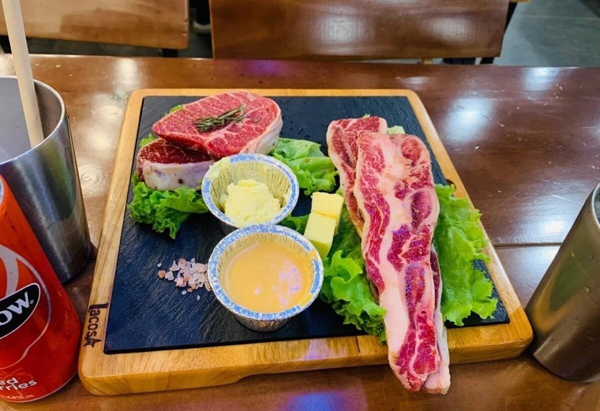 Giới trẻ Sài Thành phát cuồng với Bơ Bán Bò - Ảnh 4. Giới trẻ Sài Thành phát cuồng với Bơ Bán Bò - Ảnh 4.