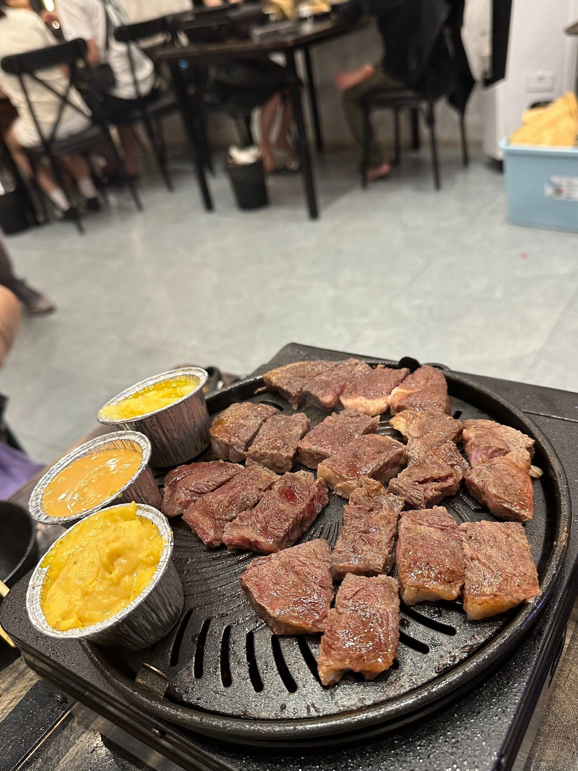 Giới trẻ Sài Thành phát cuồng với Bơ Bán Bò - Ảnh 9. Giới trẻ Sài Thành phát cuồng với Bơ Bán Bò - Ảnh 9.