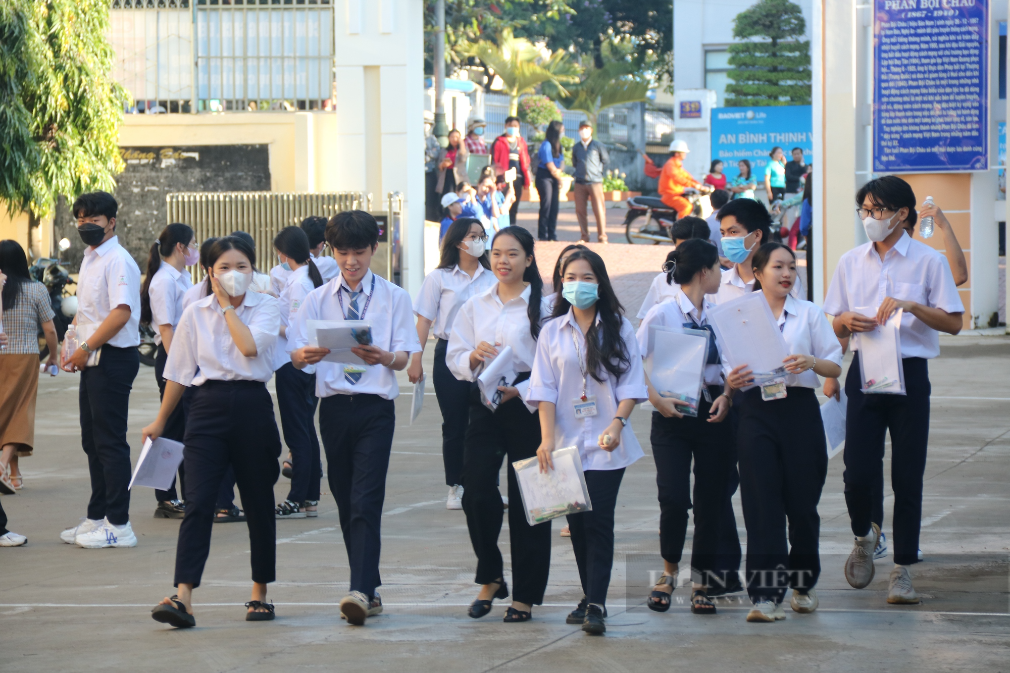 Lịch công bố điểm chuẩn đại học 2023 các trường mới nhất sau khi Bộ GDĐT lùi thời gian lọc ảo  - Ảnh 1.