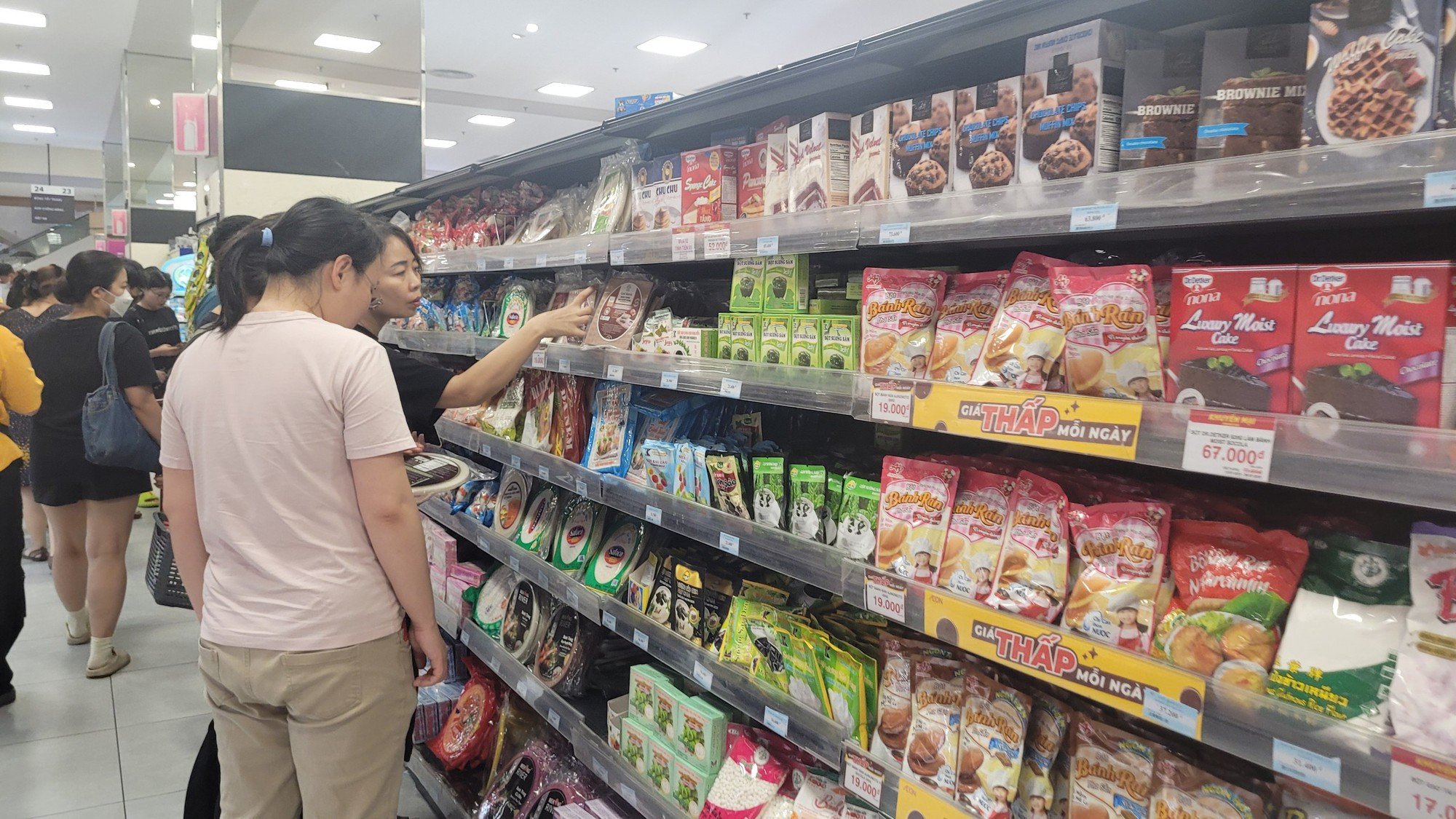 Đồ chay độc đáo ồ ạt chào hàng mùa Vu Lan báo hiếu - Ảnh 2.