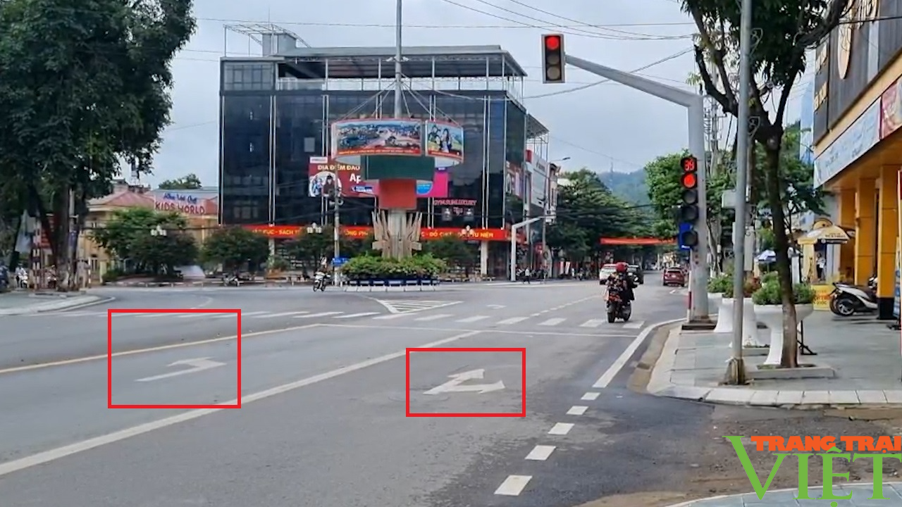 Việc tổ chức lại ATGT tại nút giao ngã tư UBND TP. Sơn La trên Quốc lộ 279D đã hợp lý hay chưa? - Ảnh 1. Việc tổ chức lại ATGT tại nút giao ngã tư UBND TP. Sơn La trên Quốc lộ 279D đã hợp lý hay chưa? - Ảnh 1.