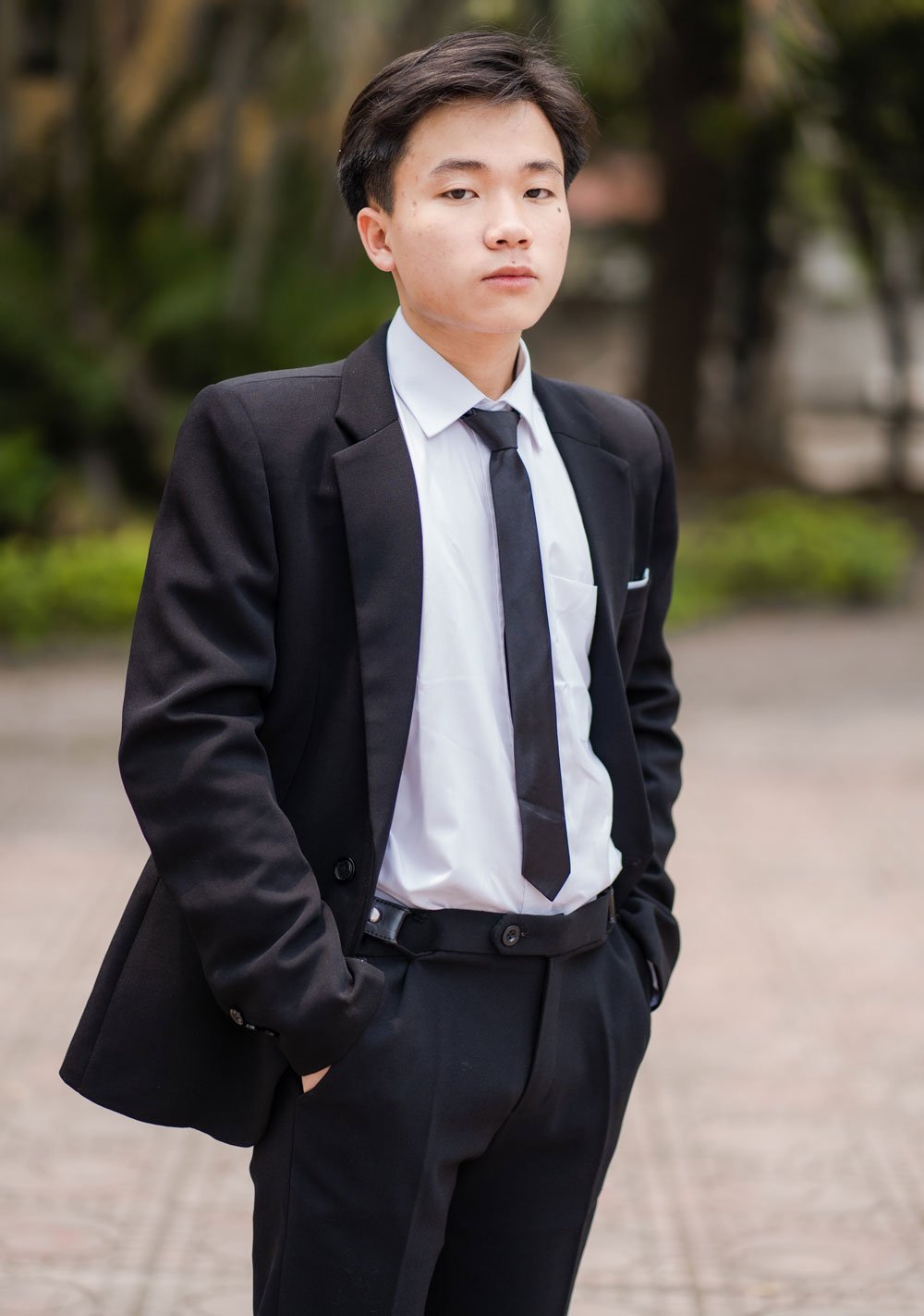 Thủ khoa tốt nghiệp THPT 2023 khối A với điểm cao chót vót bất ngờ trượt nguyện vọng 1 - Ảnh 1.