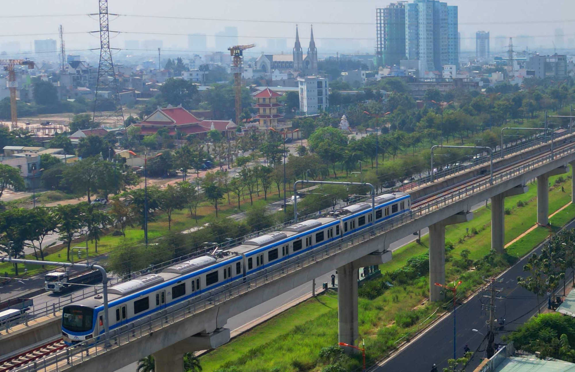 Chạy thử nghiệm lần đầu toàn tuyến metro Bến Thành - Suối Tiên - Ảnh 1.