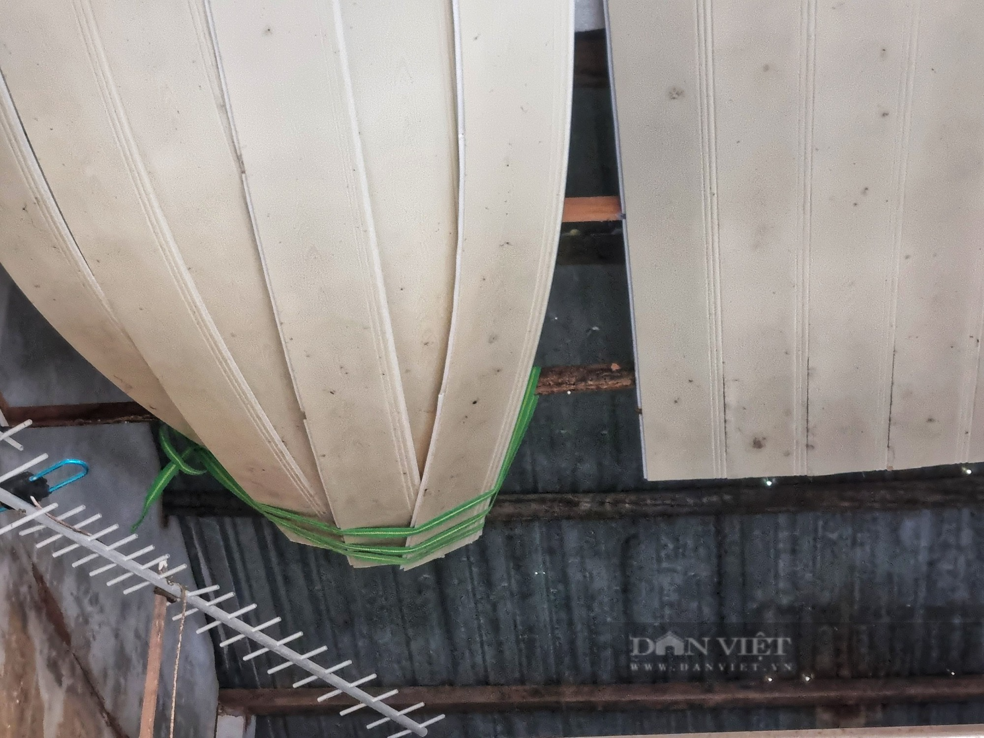 Sống hấp thỏm trong nhà chờ sập cạnh danh thắng Ngũ HànH Sơn - Ảnh 2.