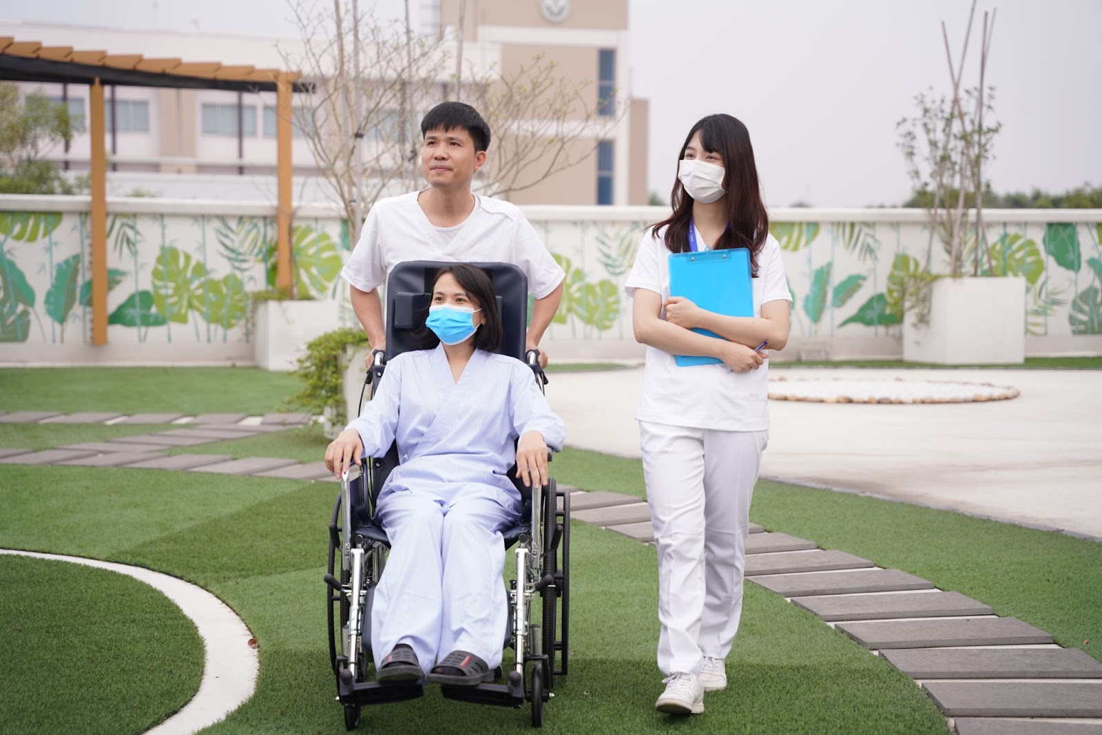 Bệnh viên tiêu chuẩn Nhật Bản đầu tiên ở Ecopark chính thức vận hành - Ảnh 4.