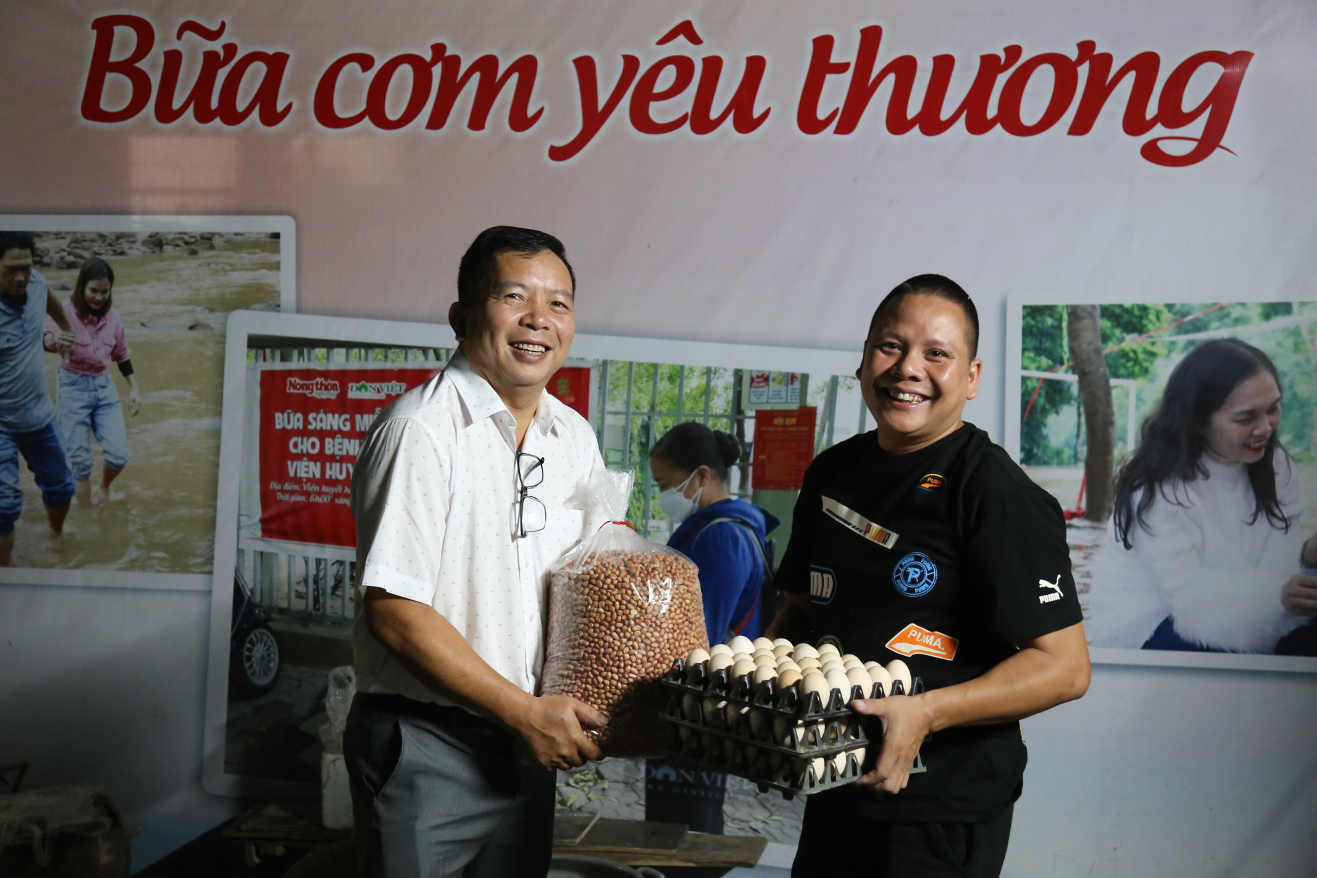 “Chúng tôi không có tiền nên muốn góp sức thay lời cảm ơn” - Ảnh 2.
