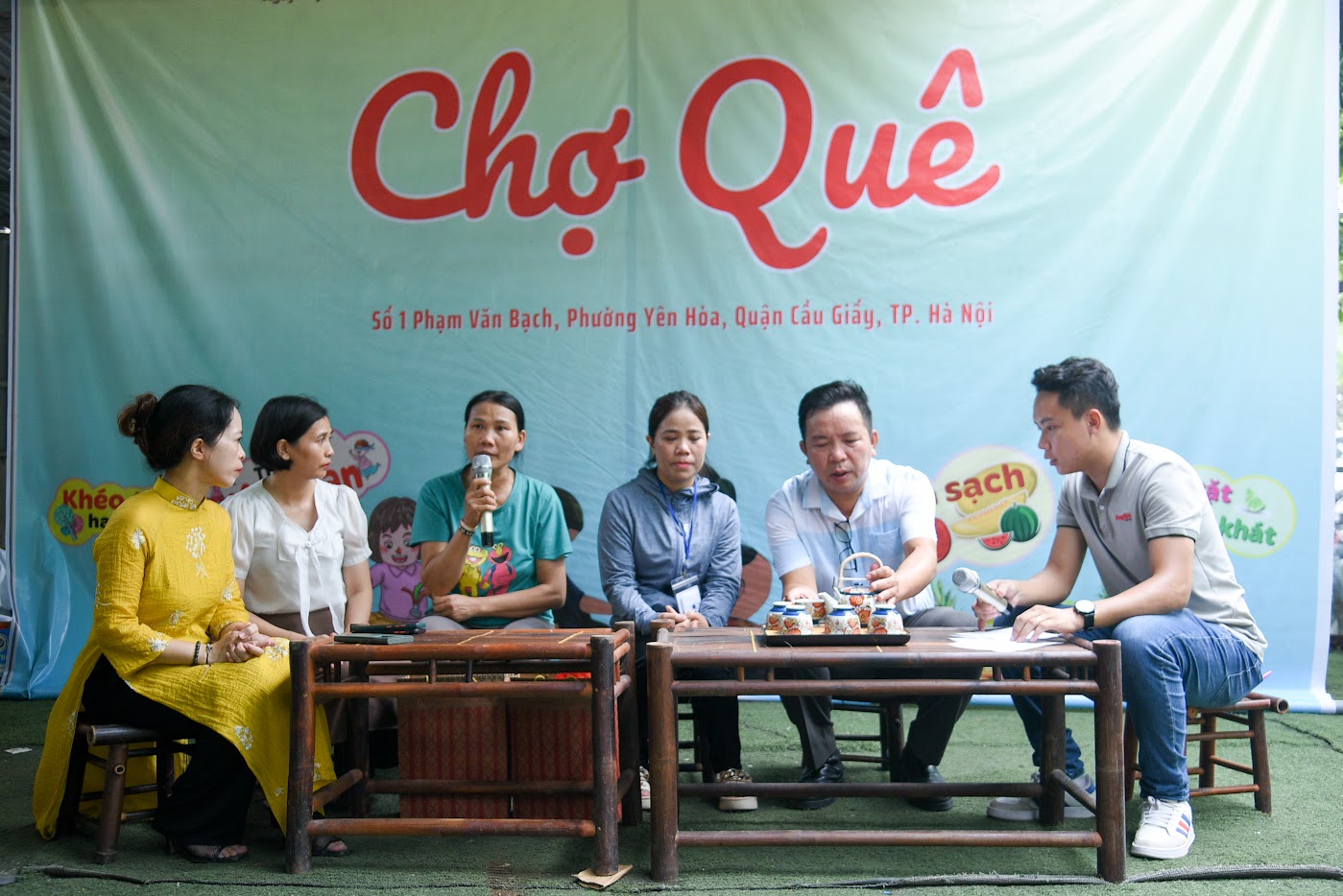 Nối nhịp cầu nhân ái tại Phiên Chợ Trái Tim - Ảnh 7.