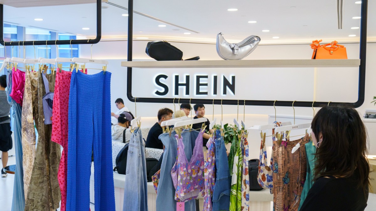 &quot;Thế trận mới&quot; của thời trang nhanh - Ảnh 2.