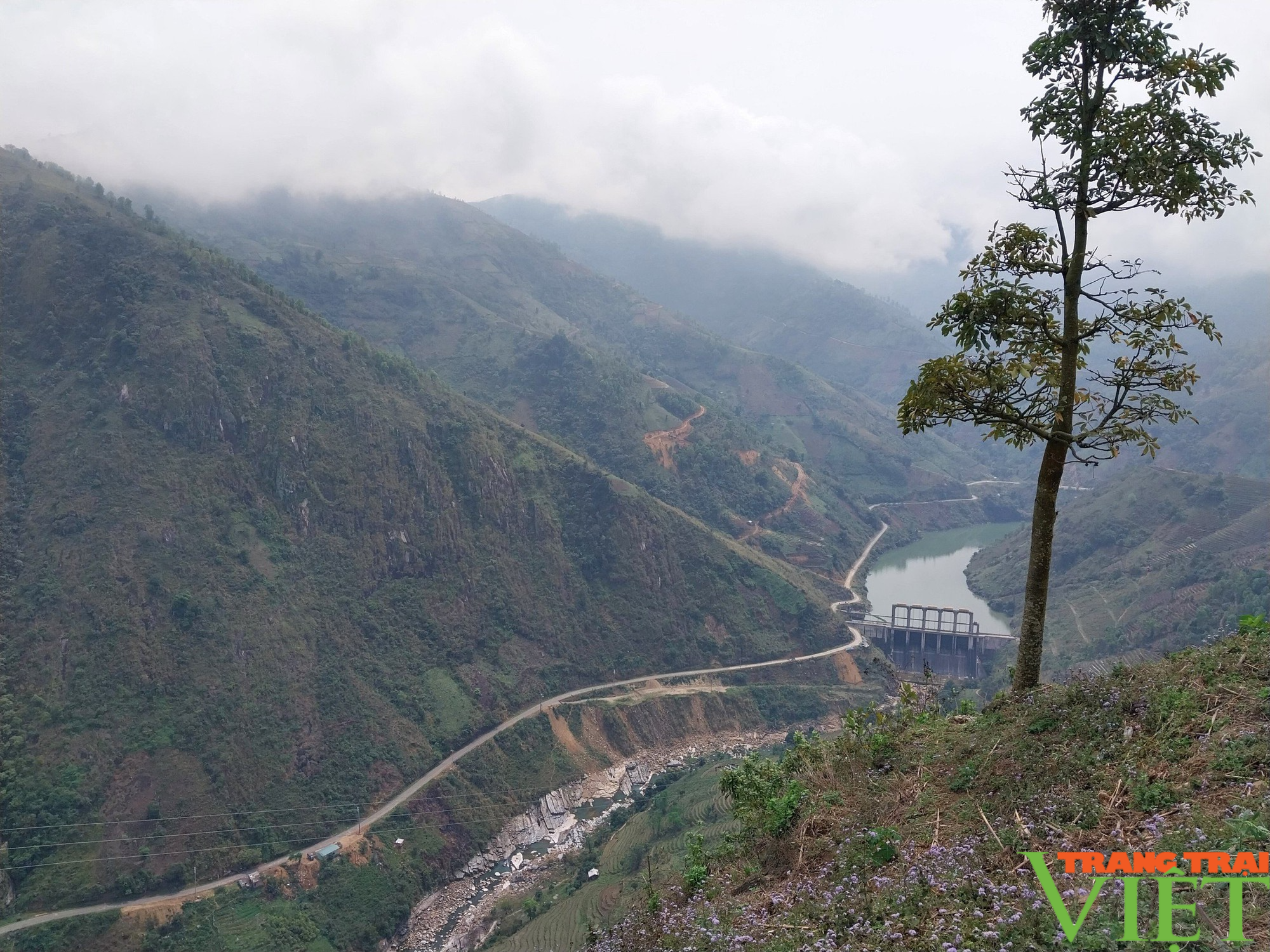 Đảm bảo công tác an toàn đập, hồ chứa thủy điện trên địa bàn tỉnh Lào Cai - Ảnh 2. Đảm bảo công tác an toàn đập, hồ chứa thủy điện trên địa bàn tỉnh Lào Cai - Ảnh 2.