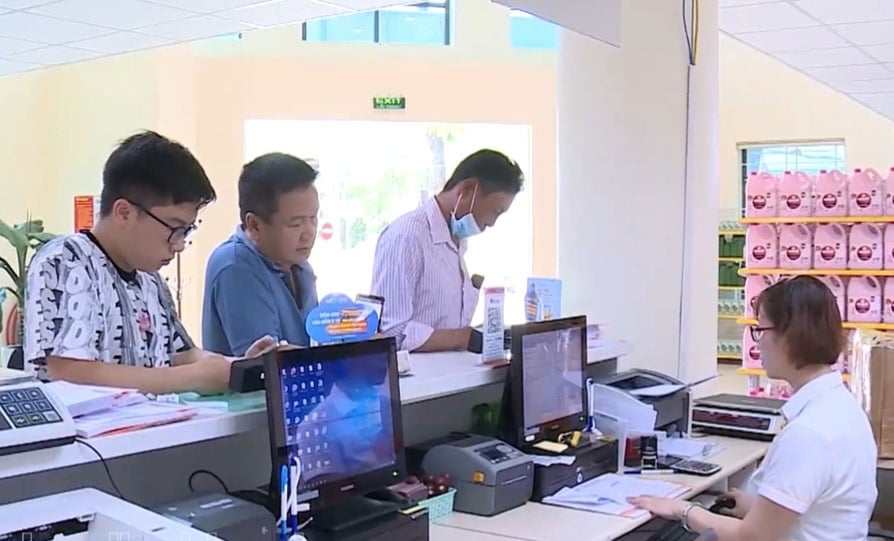 Xây dựng chính quyền số ở Mường Chà giúp cơ quan, đơn vị giảm chi phí - Ảnh 1. Xây dựng chính quyền số ở Mường Chà giúp cơ quan, đơn vị giảm chi phí - Ảnh 1.