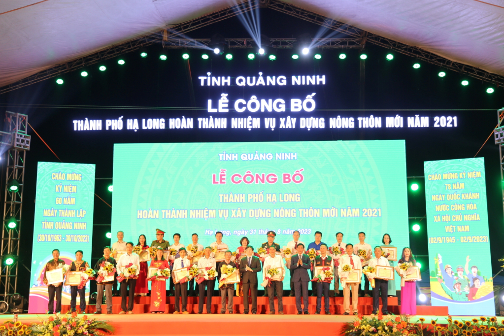 Công bố quyết định công nhận TP Hạ Long hoàn thành chương trình xây dựng nông thôn mới - Ảnh 3.