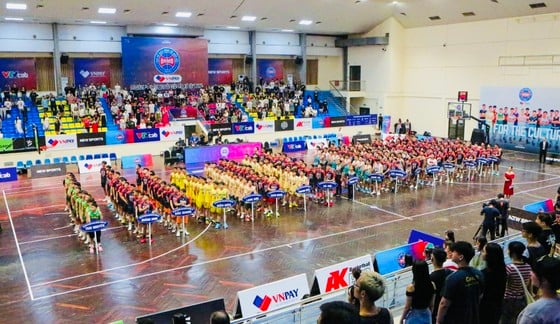 Phong trào thể thao là gia vị không thể thiếu với thể thao chuyên nghiệp - Ảnh 1.