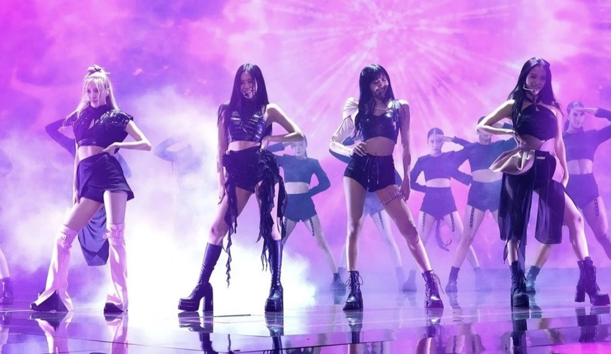 Du lịch Hà Nội thu hơn 600 tỷ đồng trong 2 ngày diễn ra show Blackpink - Ảnh 1.