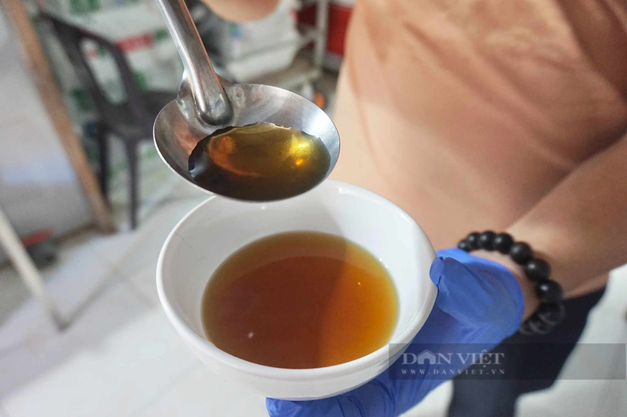 Mê loại đặc sản “bốc mùi”, một thầy giáo ở Đà Nẵng trở thành Nông dân Việt Nam xuất sắc 2023 - Ảnh 8.