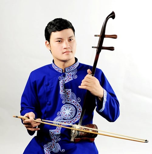Nghệ sĩ Trần Văn Xâm - &quot;quái kiệt đàn nhị&quot; qua đời ở tuổi 39 - Ảnh 1.