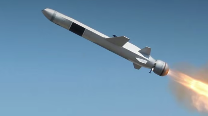 Nga dội mưa tên lửa vào Ukraine trong đêm, Kiev phá huỷ 30 tên lửa hành trình, 27 UAV - Ảnh 1.