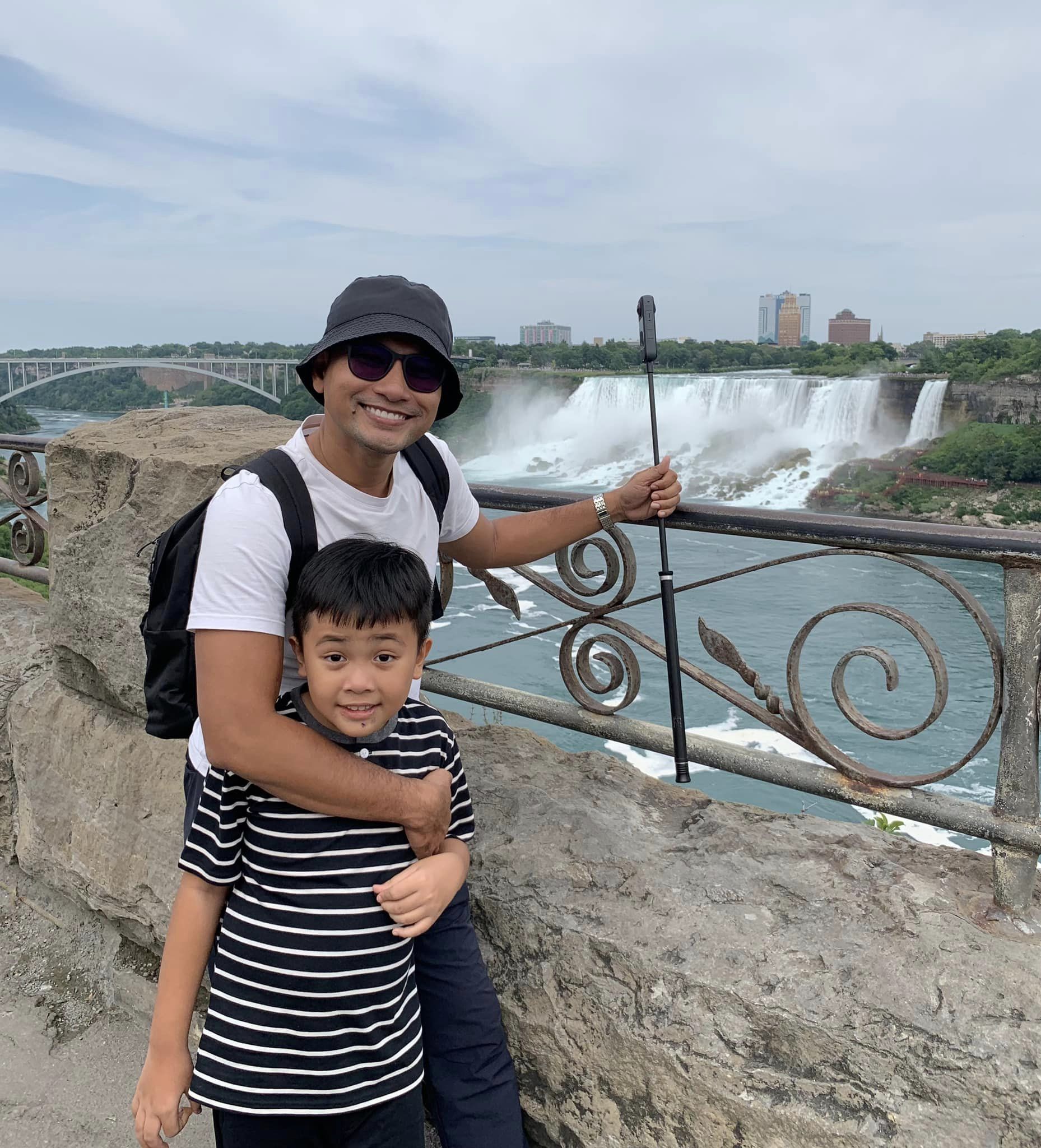 Huỳnh Đông có tiếp tục làm phim sau khi định cư ở Canada? - Ảnh 2.
